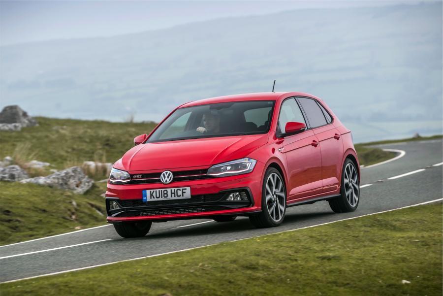  Volkswagen Polo GTI 2018 года  (UK) (фото 25 из 35)
